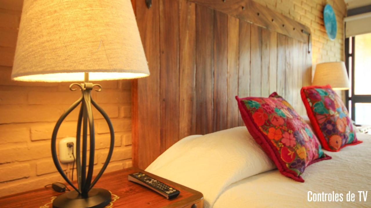 Hotel Boutique Casa Copal Ajijic Bagian luar foto